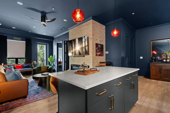 The Chief’s Den | Luxury Condo On Music Row - Nashville, TN