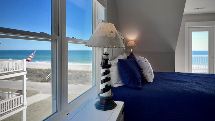 2: pogled na plažu i privatni ulaz na terasu