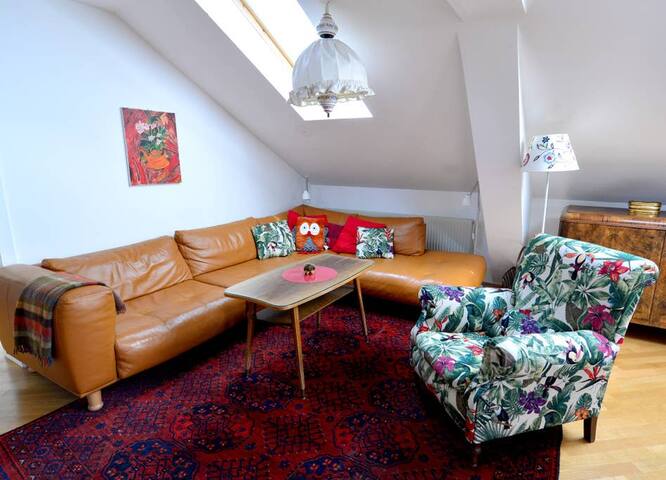 Family & Friends Hideaway with Roof Garden gallery image 4