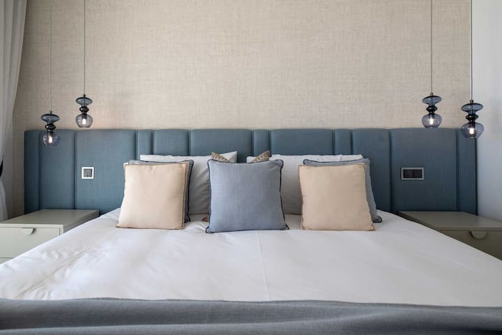 Vila-Yenye-Vyumba-5-vya-Kulala-Jomo-Marbella-89c