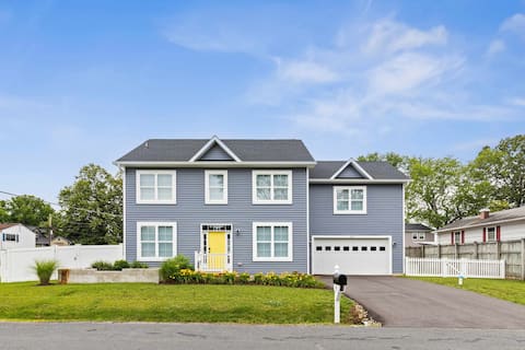 Golden Anchor Retreat; Lux Living! - Sleeps 7