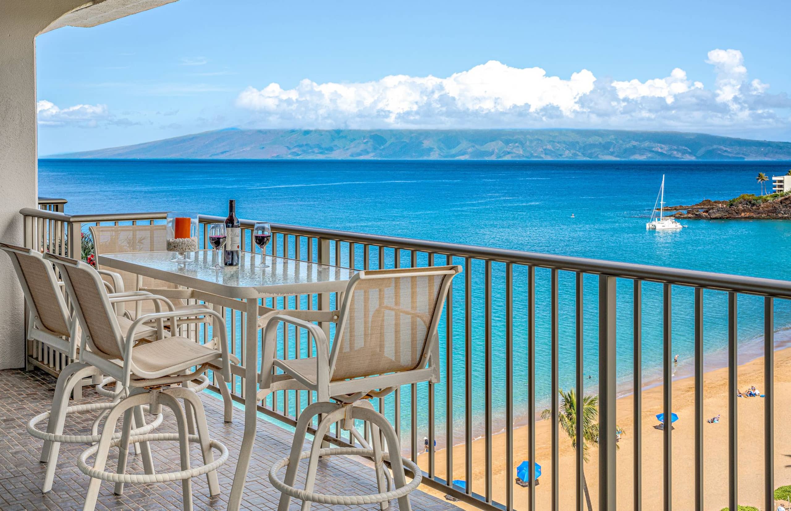 Condo in Lahaina · ★5.0 · 1 bedroom · 2 beds · 1 bath - Image 2