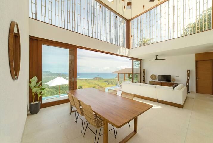 Villa Hoku 3BR Infinity Pool at Selong Belanak