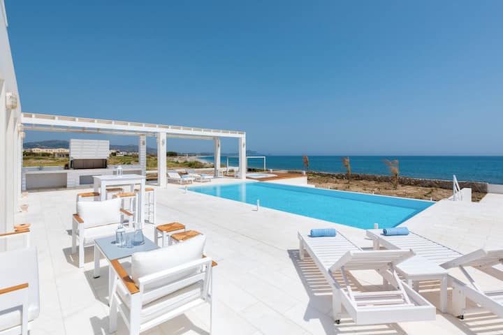Villa Constantine - Rhodes (Greece)