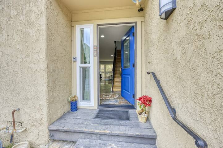 28 Sol Vista Complex gallery image 3