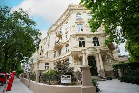 Erfolgreiche Airbnb-Immobilie: Hamburg City Apartment for 7 in Rotherbaum