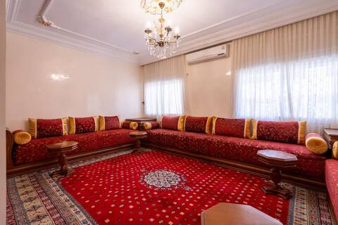 Popular Airbnb listing: Cozy and Comfortable Apartment in Arrondissement D'aïn Chock مقاطعة عين الشق