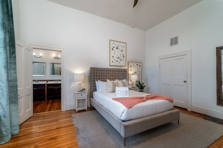 Spálňa 1 - 1. poschodie Queen - jednotka A