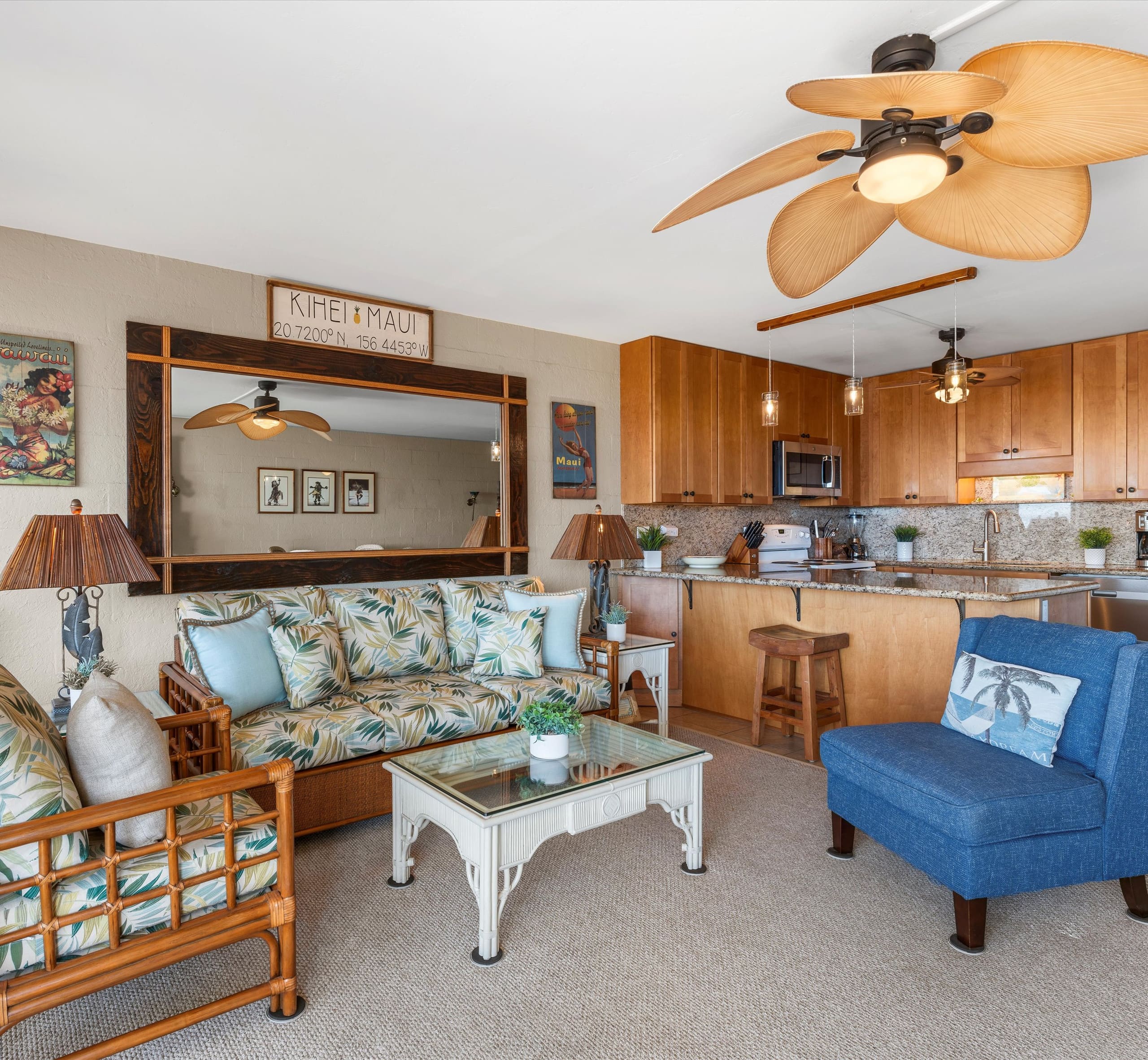 Oceanview condo w/ pool and beach access - Image 14