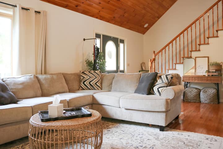 Lakehouse - Jamestown, NY