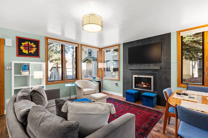 Walk To Snowmass Base Village. Pool, Washer/dryer - Snowmass Village
