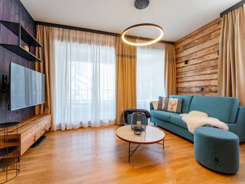 Luxurious apartment with sauna next to the slope