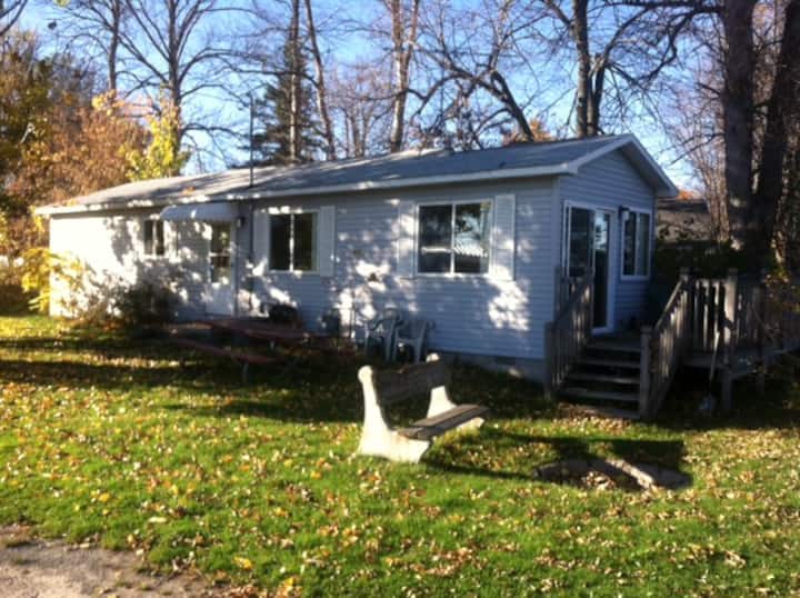 Lyman's Lagoon Hideaway - Houghton Lake, MI