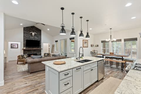 Luxury Rock Creek Abode