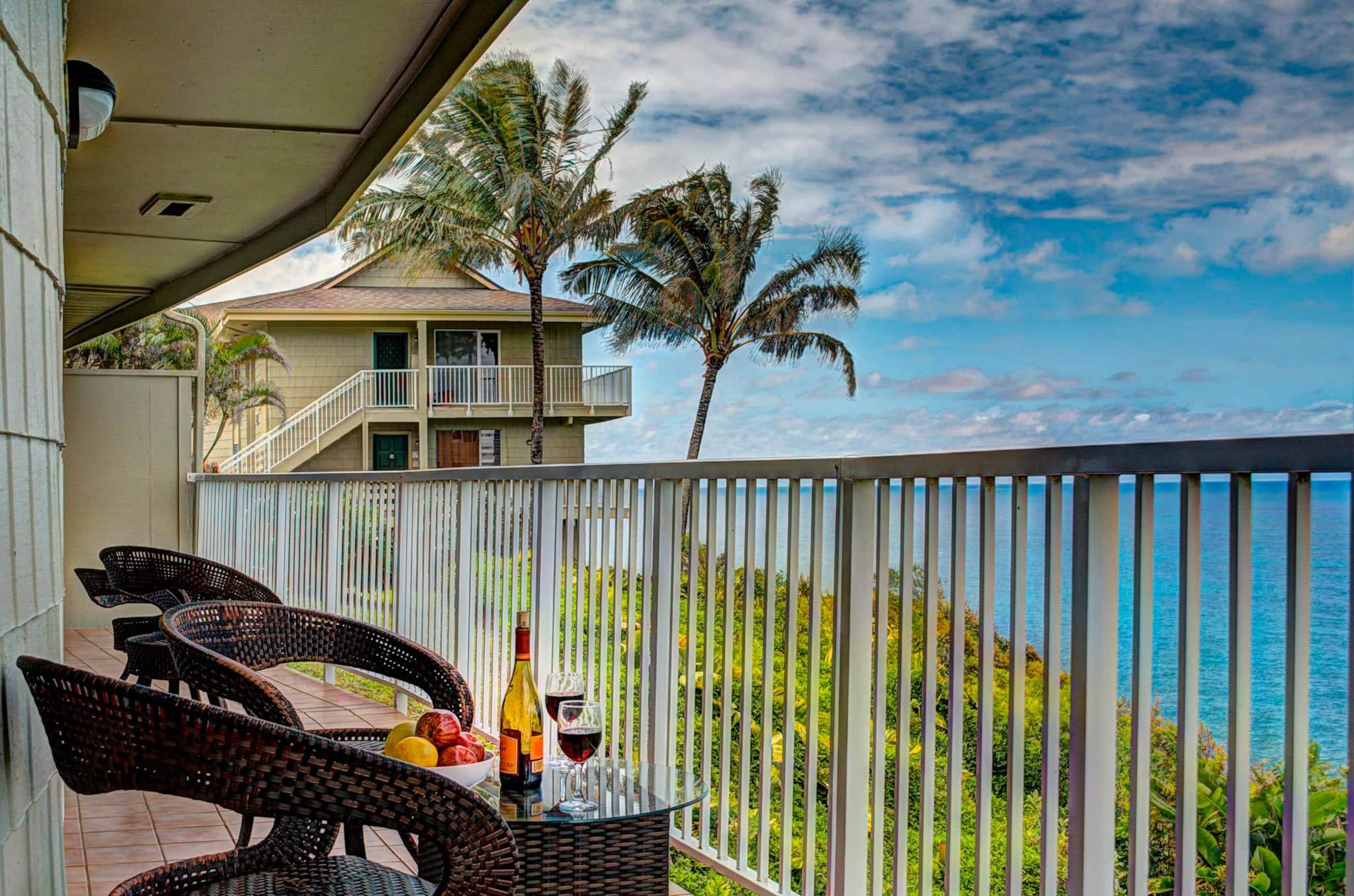 Ocean Views from Every Room! Hawaiian Heaven - Image 23