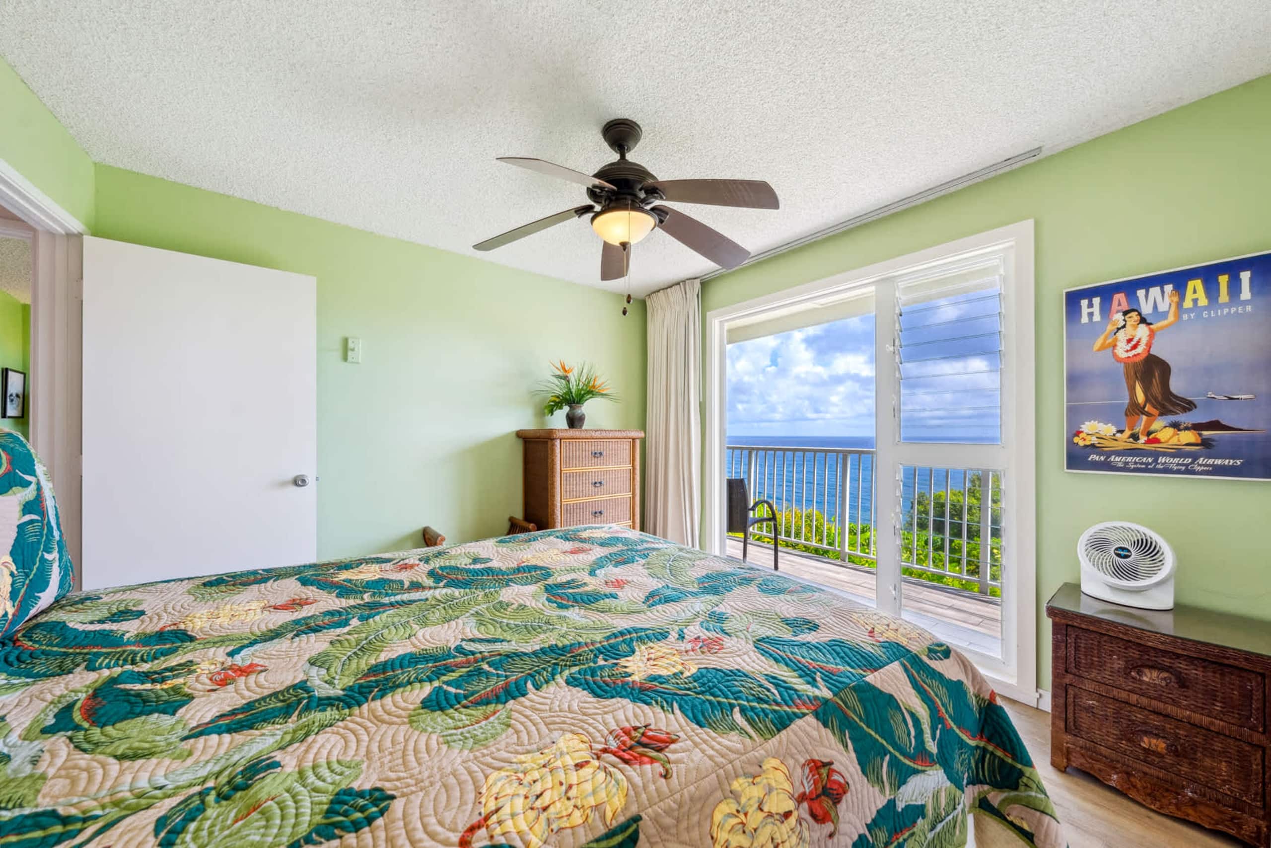 Ocean Views from Every Room! Hawaiian Heaven - Image 21