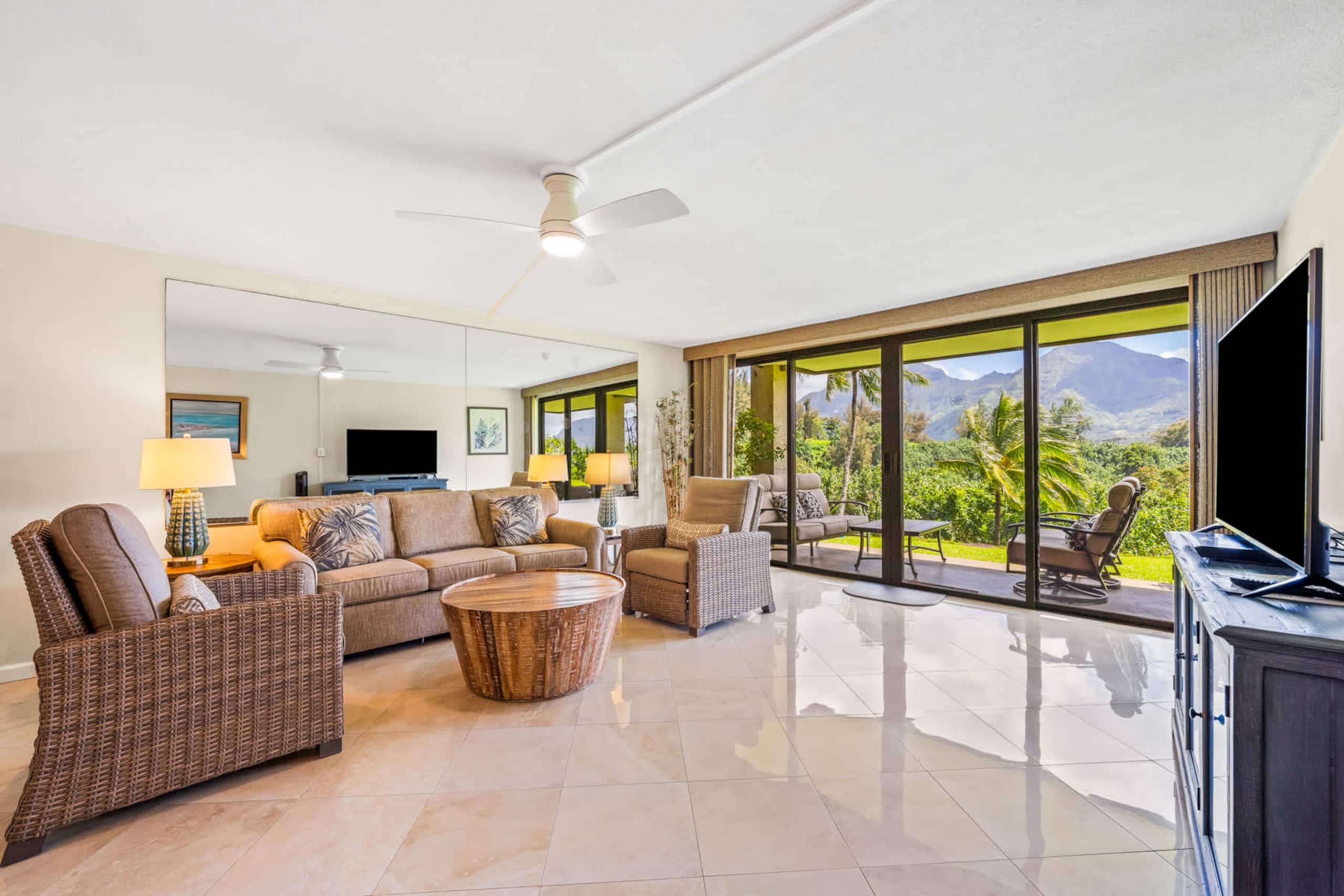 Condo in Princeville · ★4.62 · 2 bedrooms · 3 beds · 2 baths - Image 10