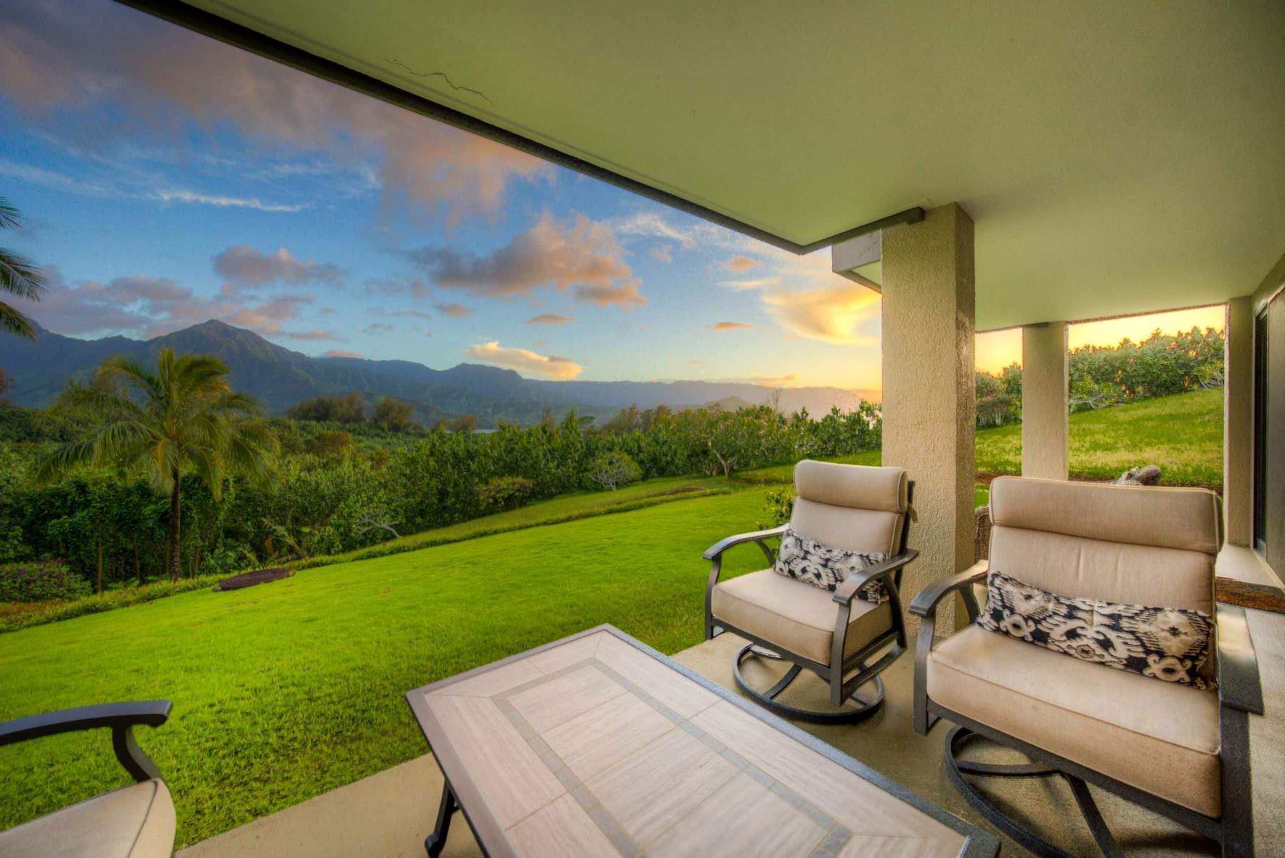 Condo in Princeville · ★4.62 · 2 bedrooms · 3 beds · 2 baths - Image 3