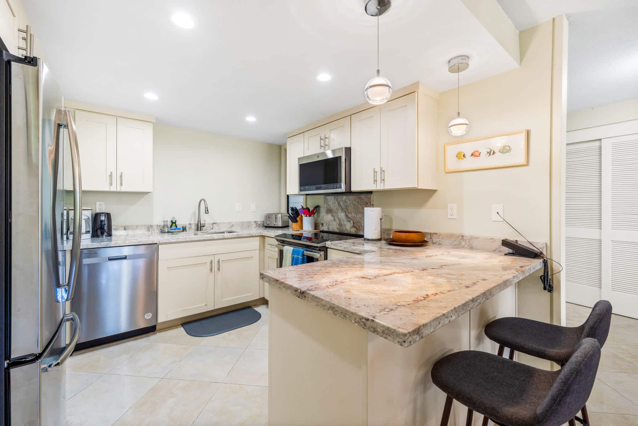 Condo in Princeville · ★4.62 · 2 bedrooms · 3 beds · 2 baths - Image 16