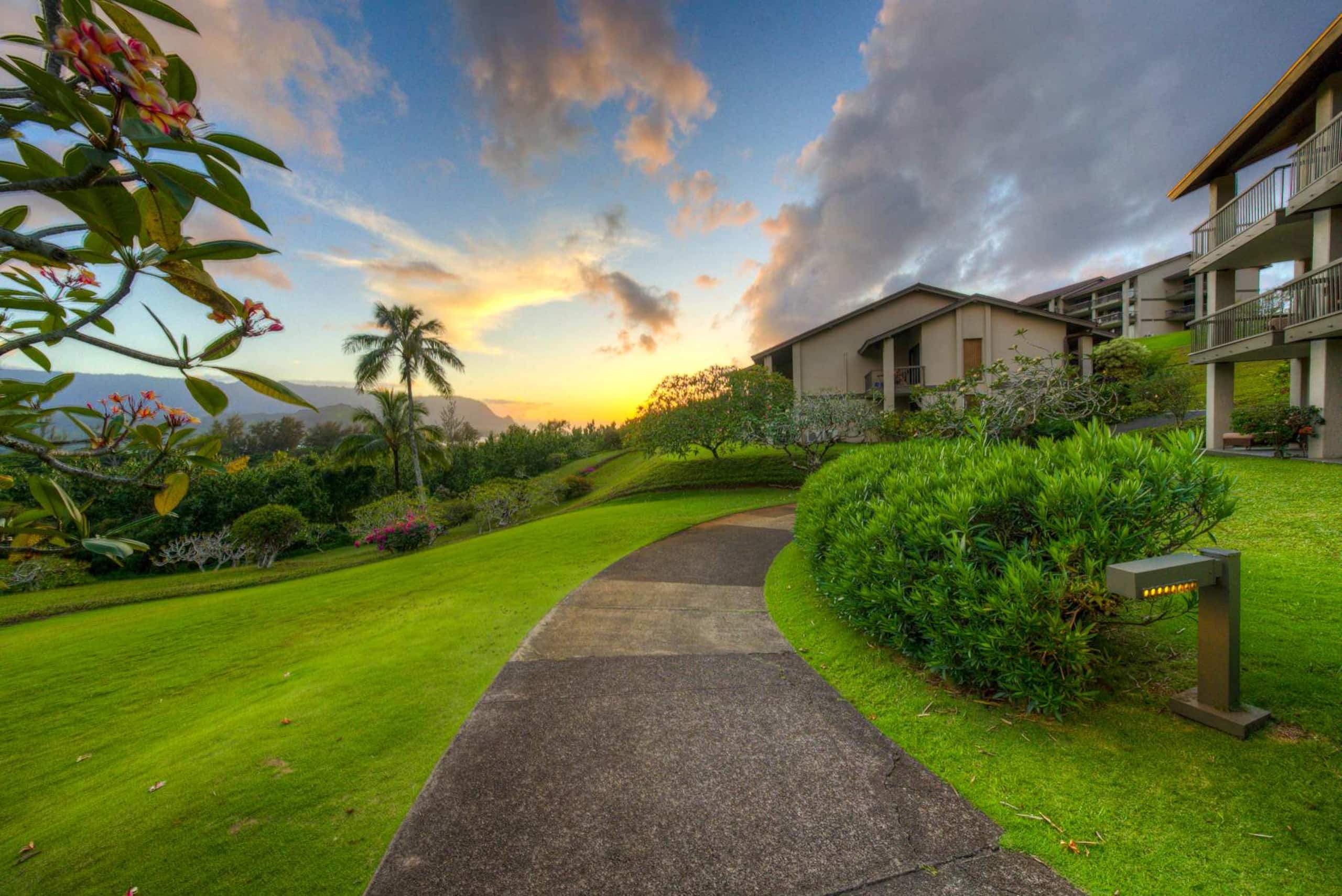 Condo in Princeville · ★4.62 · 2 bedrooms · 3 beds · 2 baths - Image 32