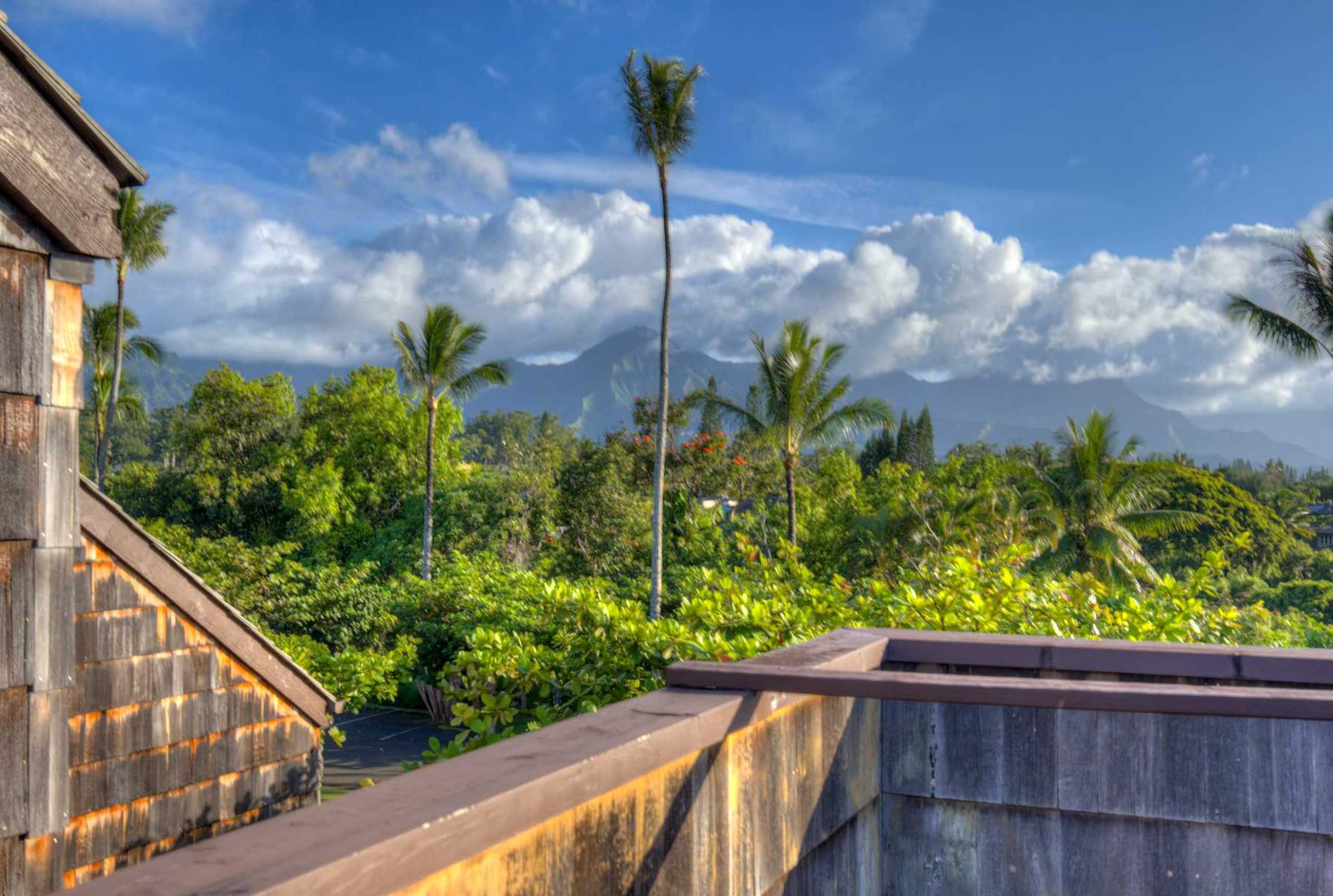 Penthouse Condo with Panoramic Ocean Views! - Photo 25