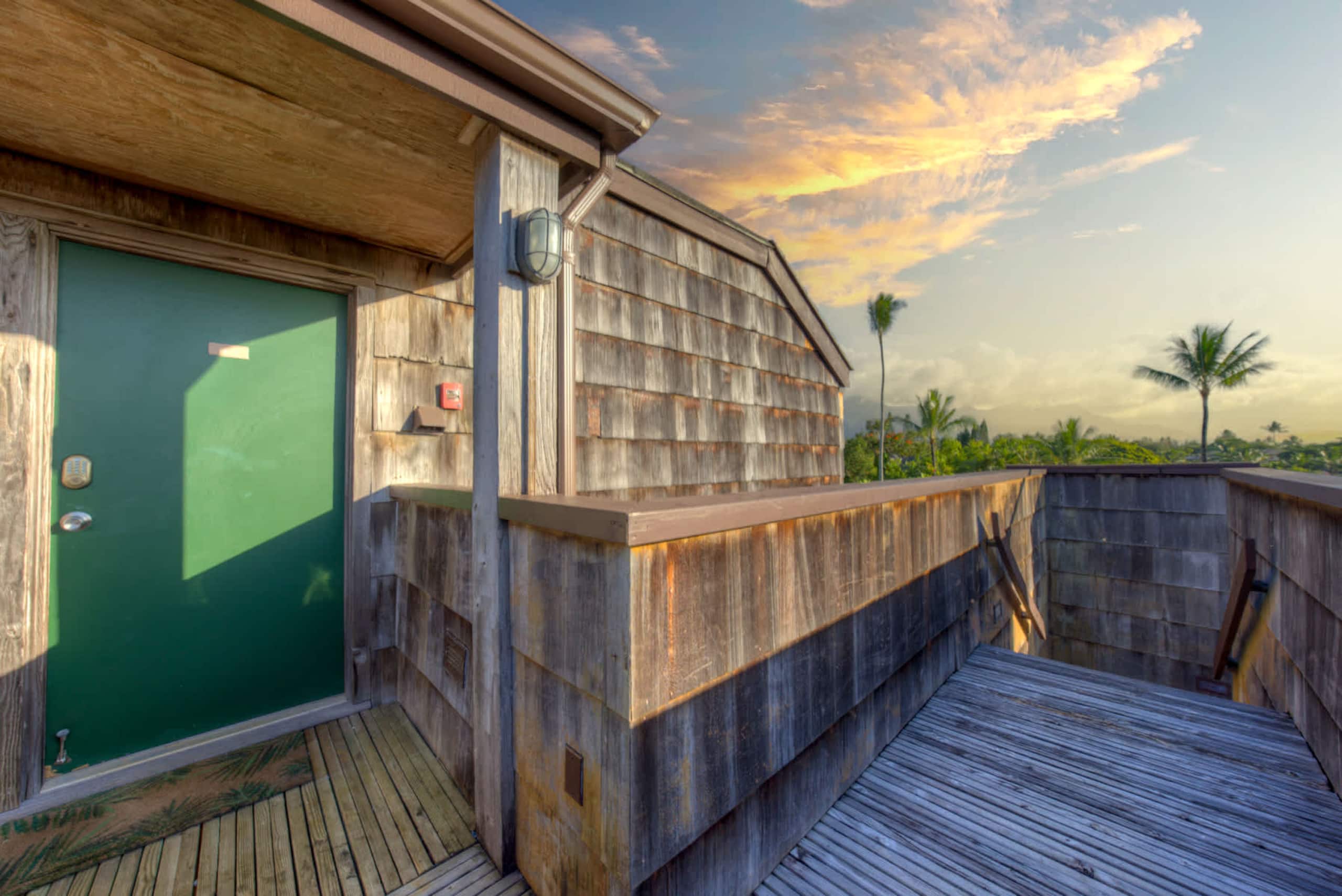 Penthouse Condo with Panoramic Ocean Views! - Photo 24