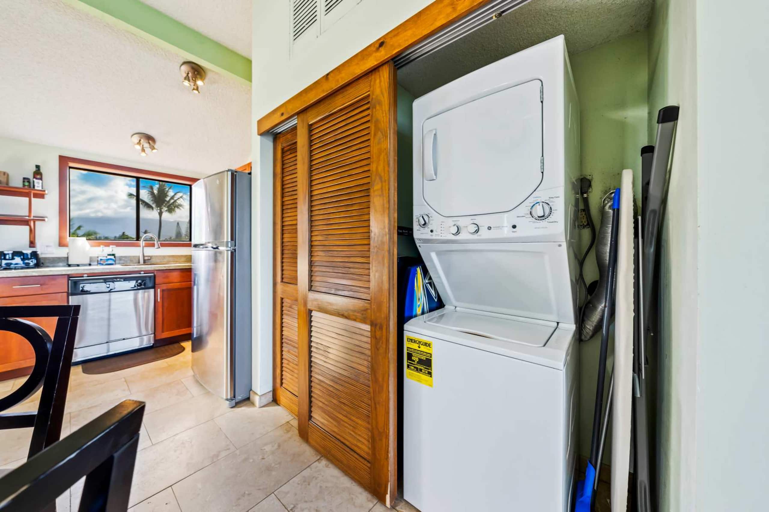 Penthouse Condo with Panoramic Ocean Views! - Photo 21