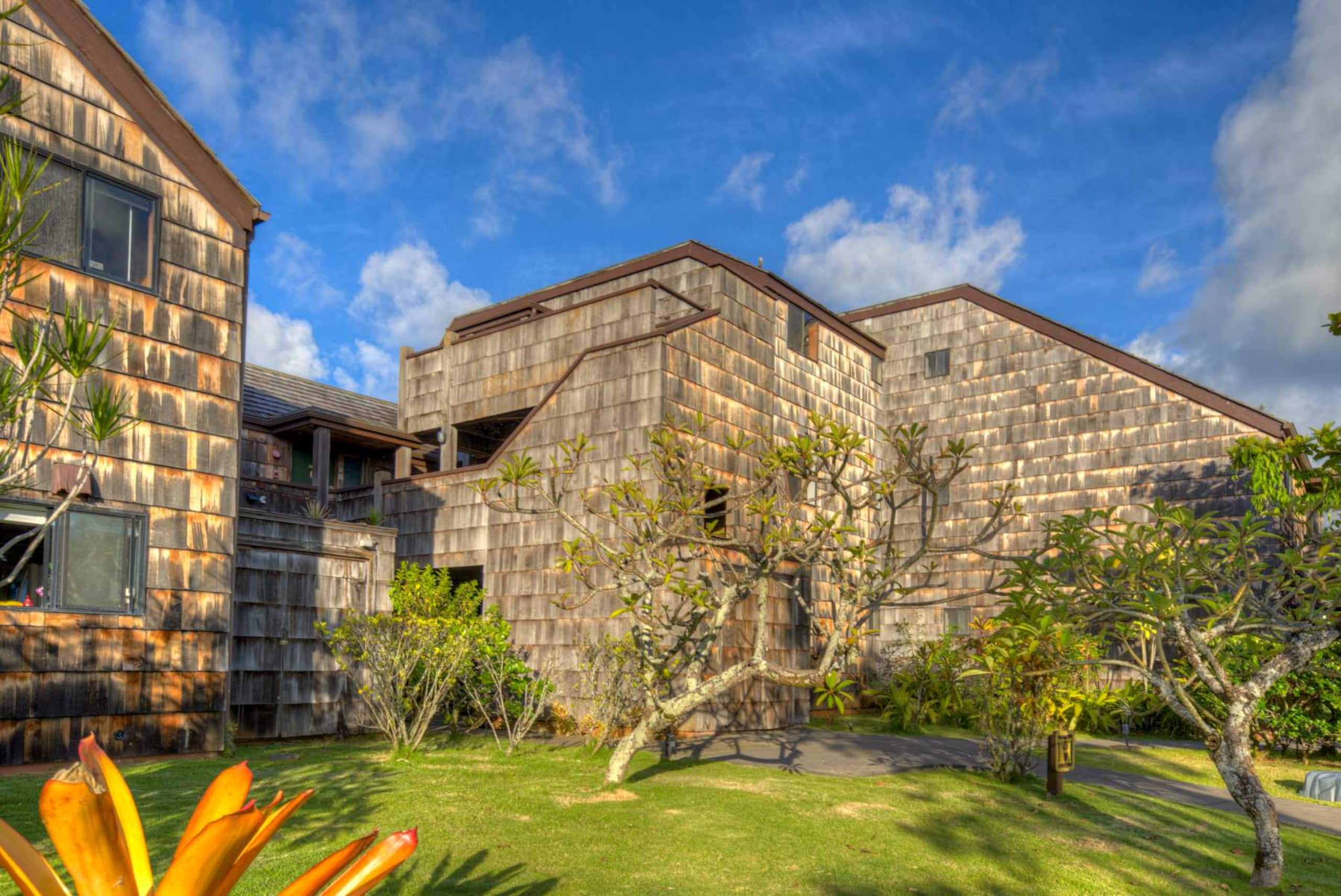 Penthouse Condo with Panoramic Ocean Views! - Photo 31
