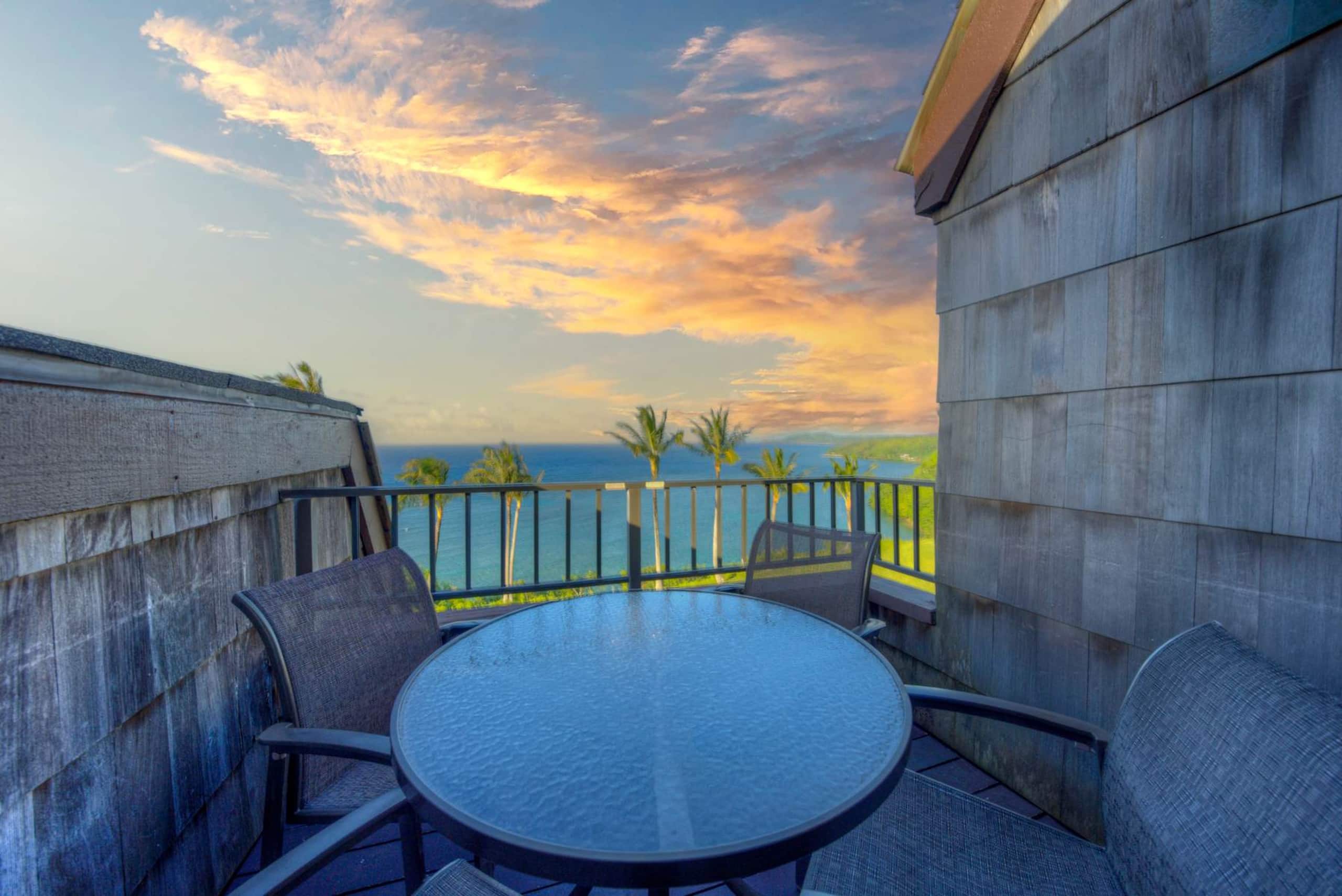 Penthouse Condo with Panoramic Ocean Views! - Photo 22