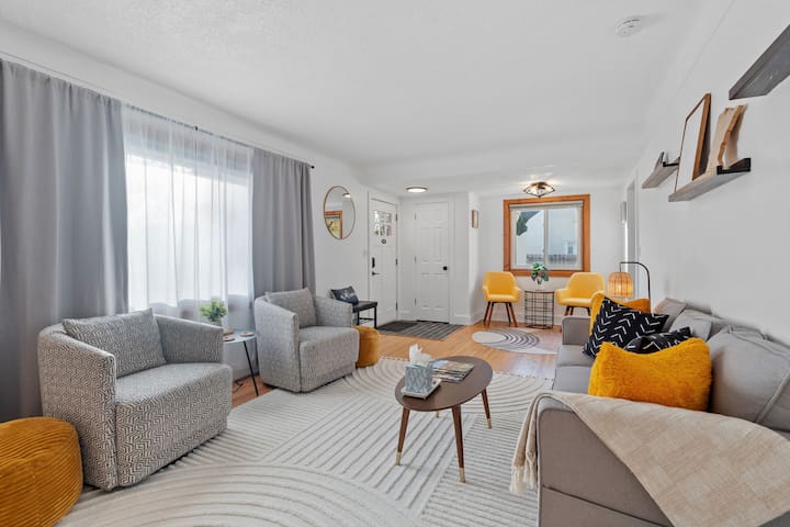 MINNeSTAY* Richfield Gem | Cozy