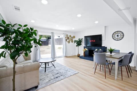 Modern 4BR Stay Near Shops & Parks #TravelSGV