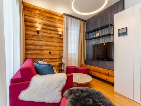 Stylish apartment with a sauna next to the slope