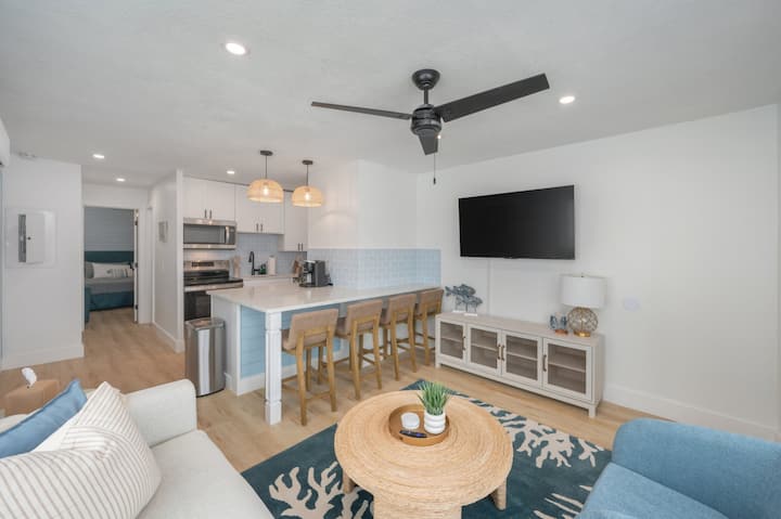 Unit #4 Waterfront + Heated Pool And Spa Access - Fort Walton Beach, FL