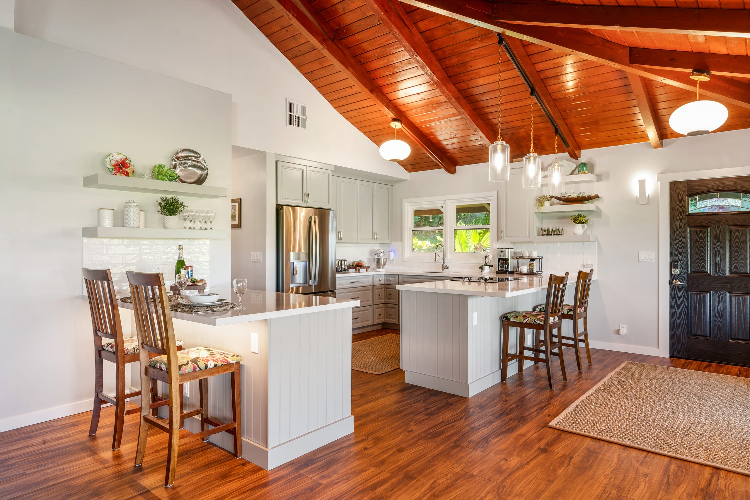 Condo in Lahaina · ★4.89 · 3 bedrooms · 4 beds · 2 shared baths - Image 11