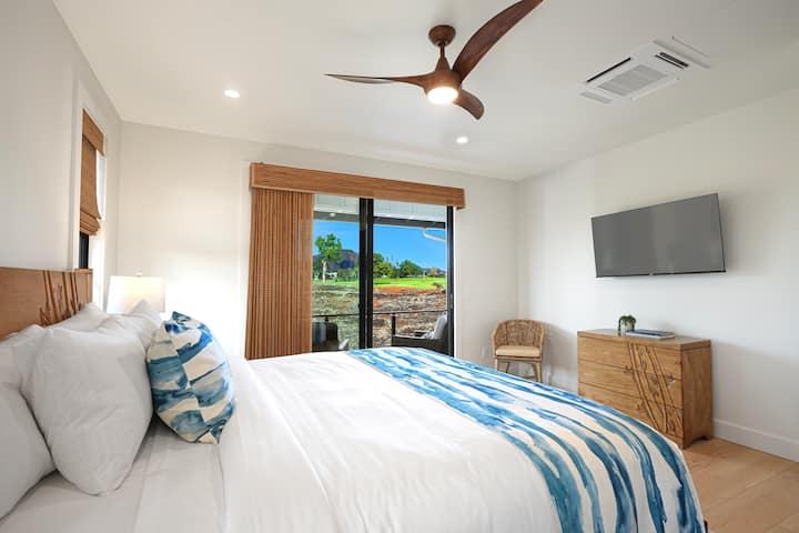 Sa itaas ng Ikalawang King Bedroom na may AC, Ensuite Bath at Balkonahe