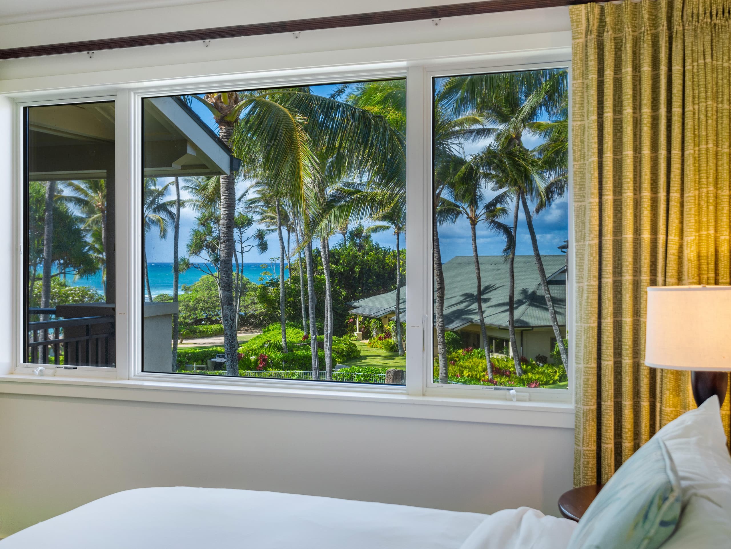 Villa in Kahuku · ★4.88 · 3 bedrooms · 4 beds · 2 private baths - Image 12