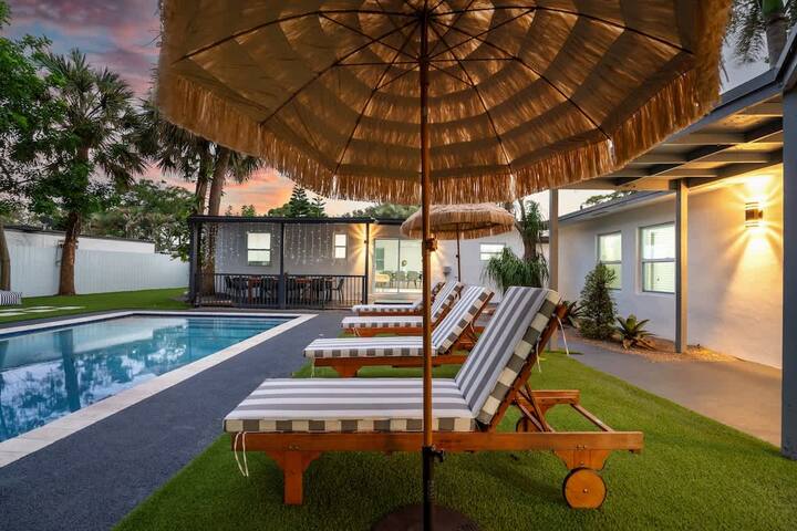 Resort Villa | Modern Pool | Outdoor Dining | Tann gallery image 3