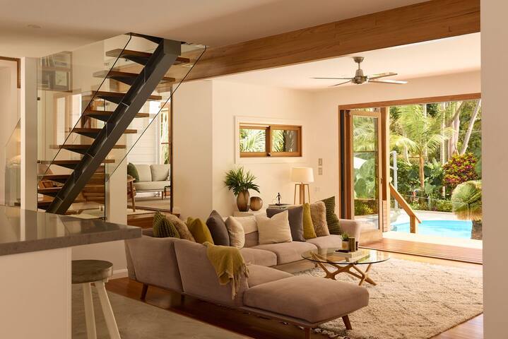 Oasis – Parkway Drive gallery image 5