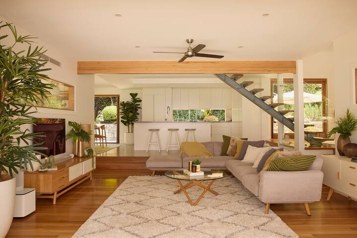 Oasis – Parkway Drive gallery image 2