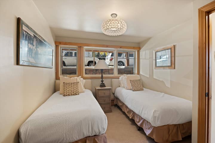 Los gemelos se pueden unir a un rey con solicitud previa