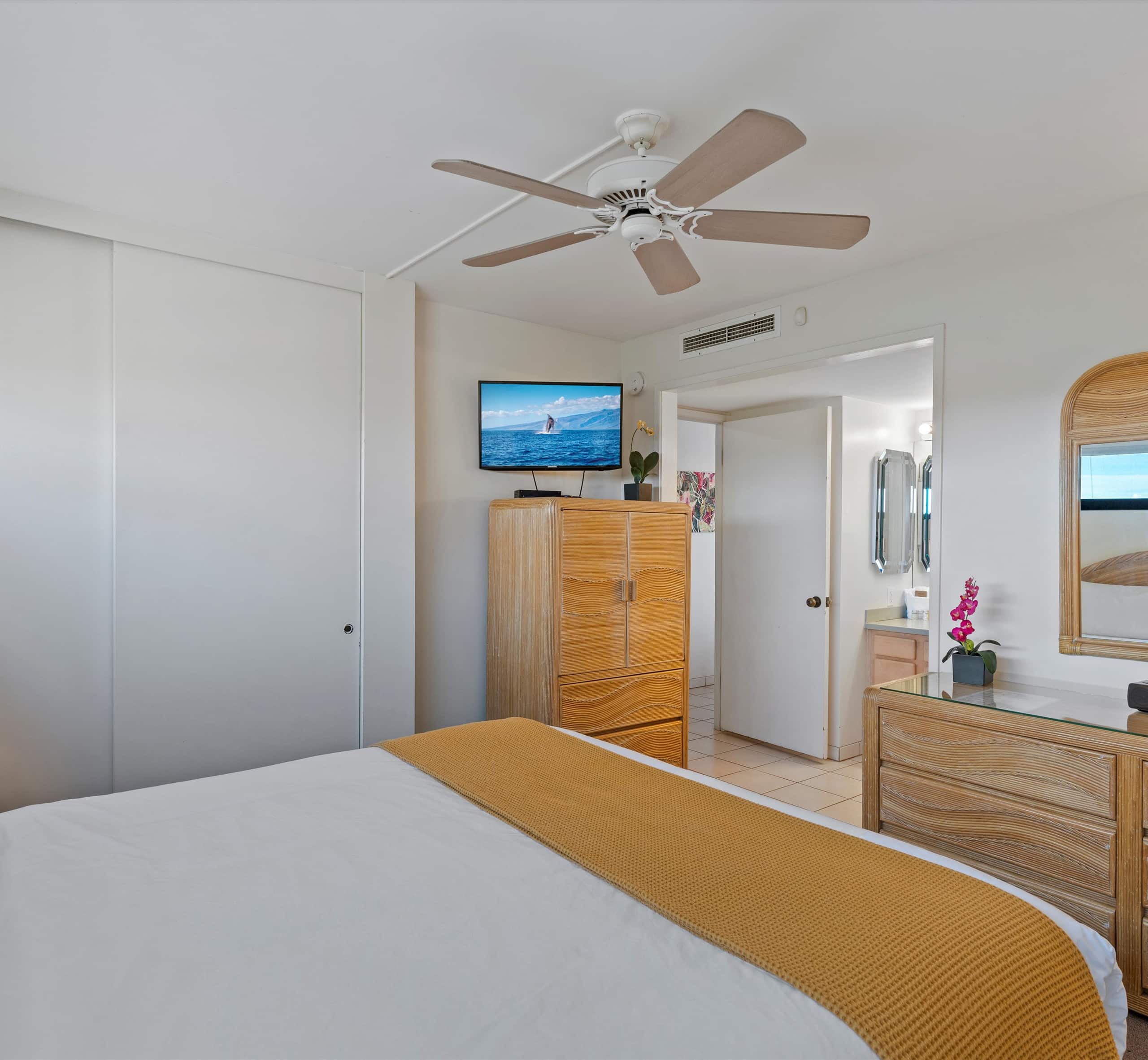 Condo in Kihei · ★4.5 · 2 bedrooms · 3 beds · 2 baths - Image 32
