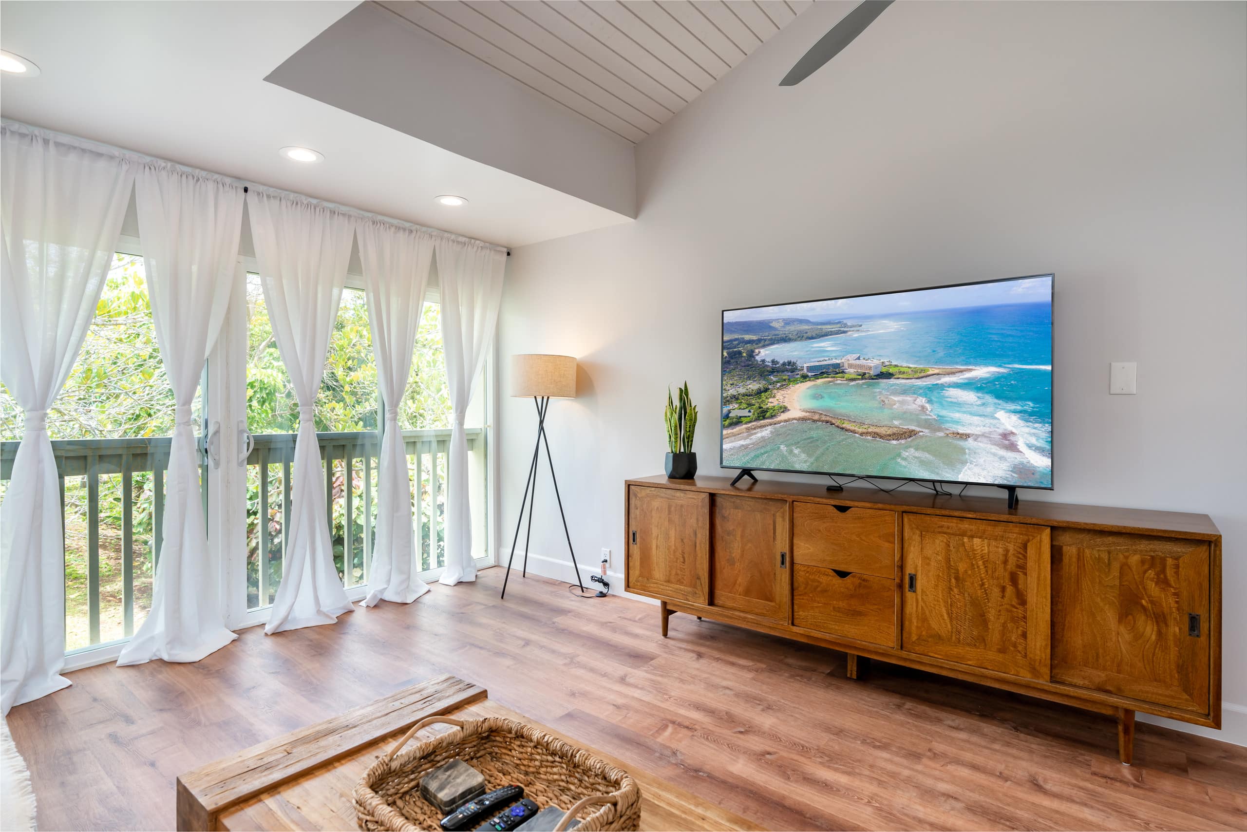 Condo in Kahuku · ★4.76 · 1 bedroom · 1 bed · 1 private bath - Image 8
