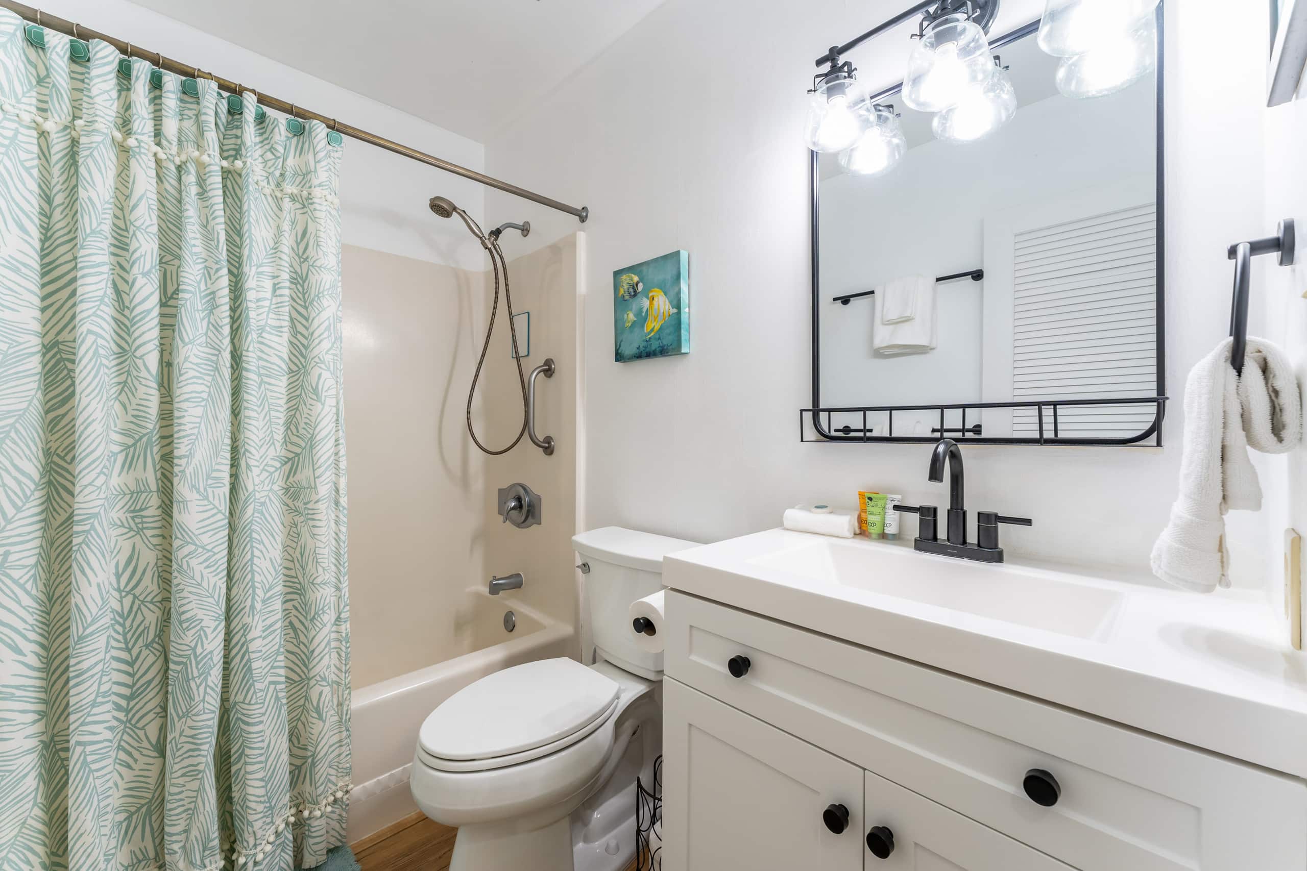 Condo in Kahuku · ★4.53 · 1 bedroom · 1 bed · 1 bath - Image 12