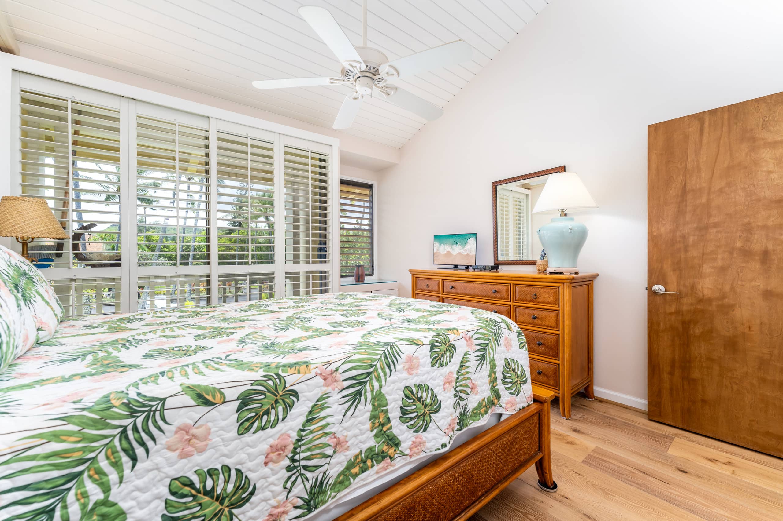 Condo in Kahuku · ★4.82 · 1 bedroom · 1 bed · 2 private baths - Image 12