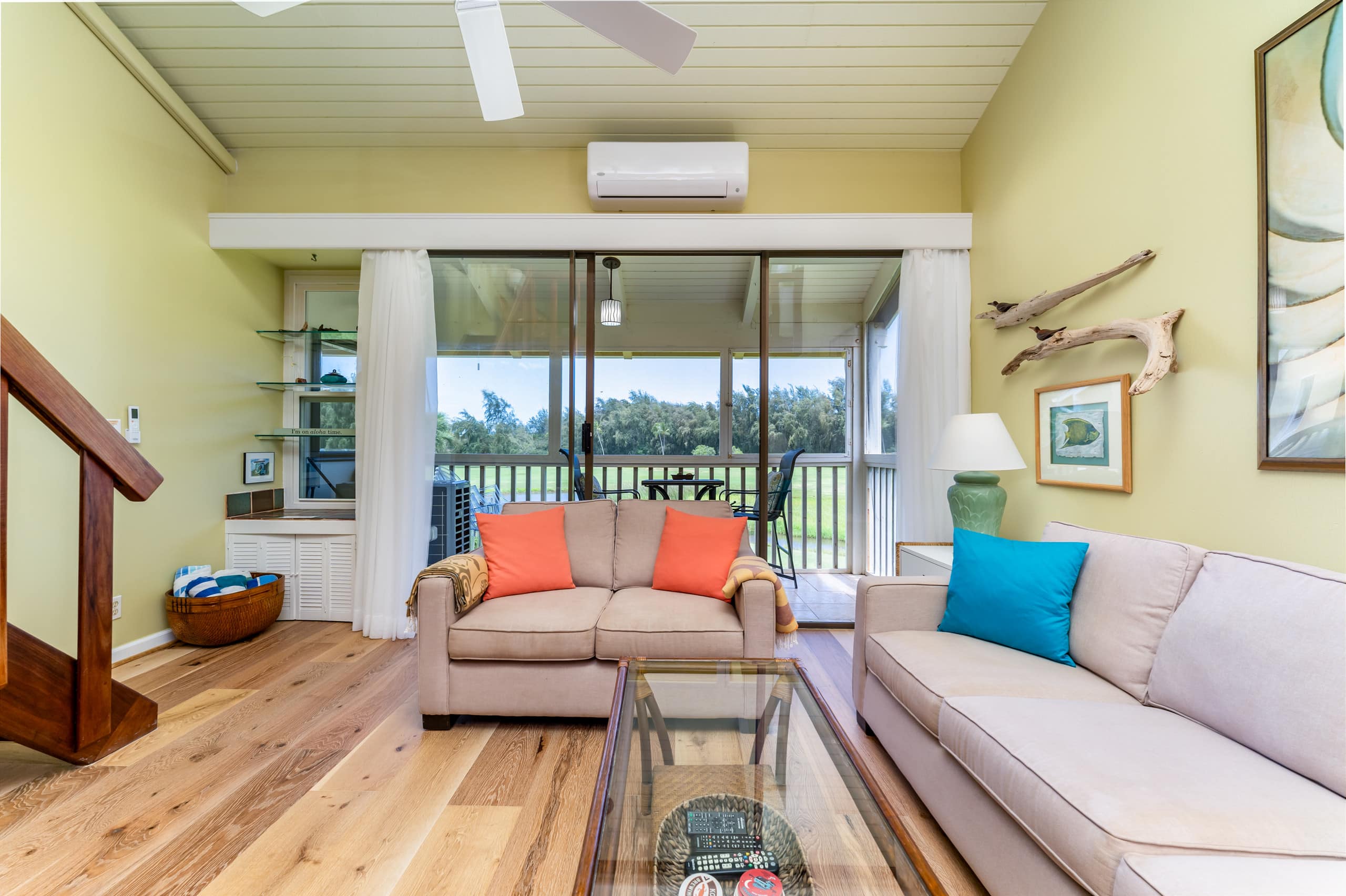 Condo in Kahuku · ★4.82 · 1 bedroom · 1 bed · 2 private baths - Image 4