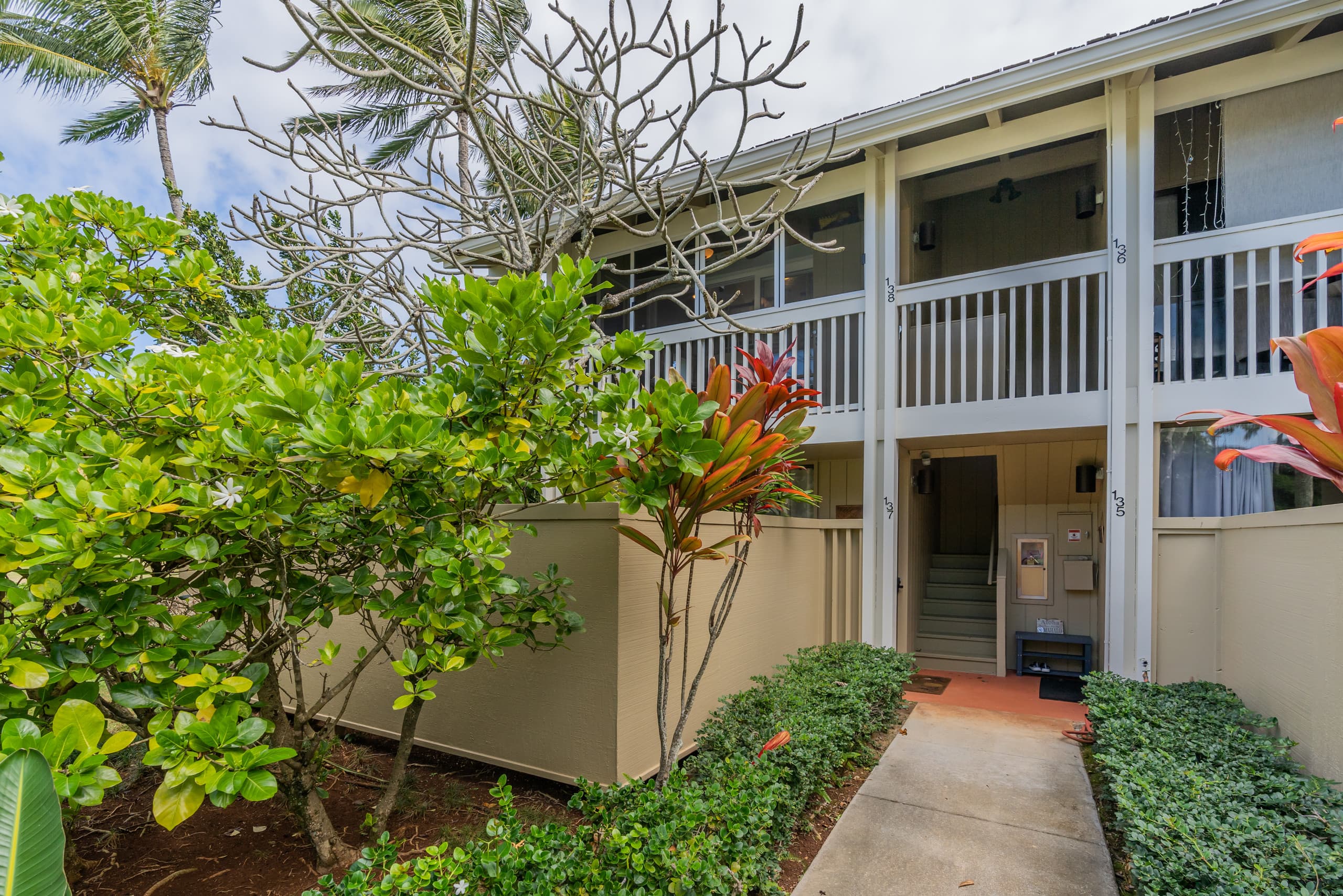 Condo in Kahuku · ★4.81 · 1 bedroom · 1 bed · 2 private baths - Image 26