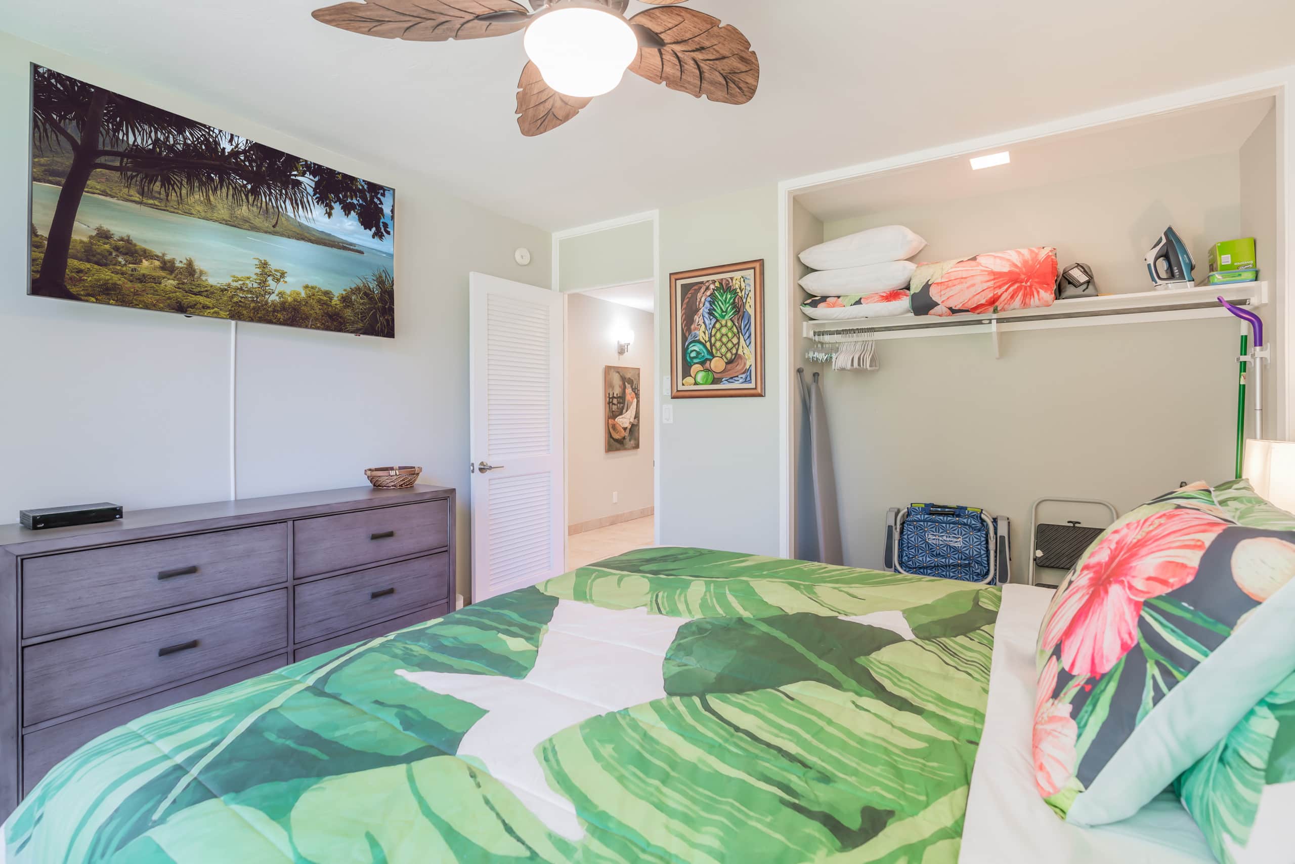Condo in Kahuku · ★4.61 · 1 bedroom · 1 bed · 1 bath - Image 12