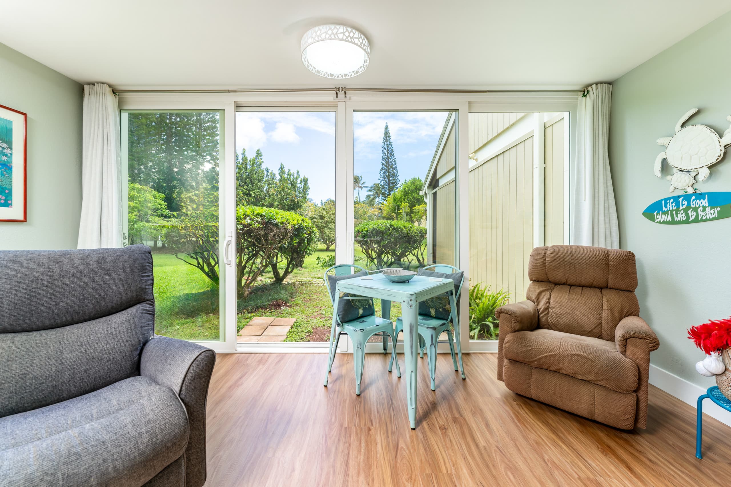 Condo in Kahuku · ★4.83 · 1 bedroom · 1 bed · 2 private baths - Image 5