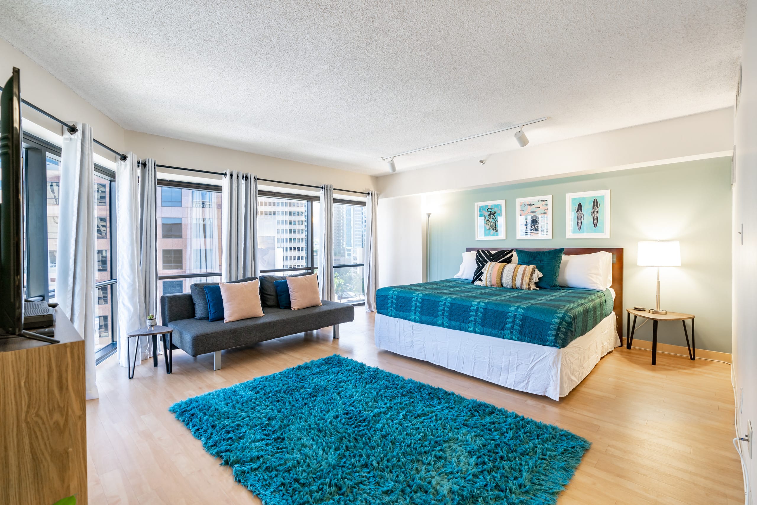 Condo in Honolulu · ★4.71 · 1 bedroom · 1 bed · 1 private bath - Image 1