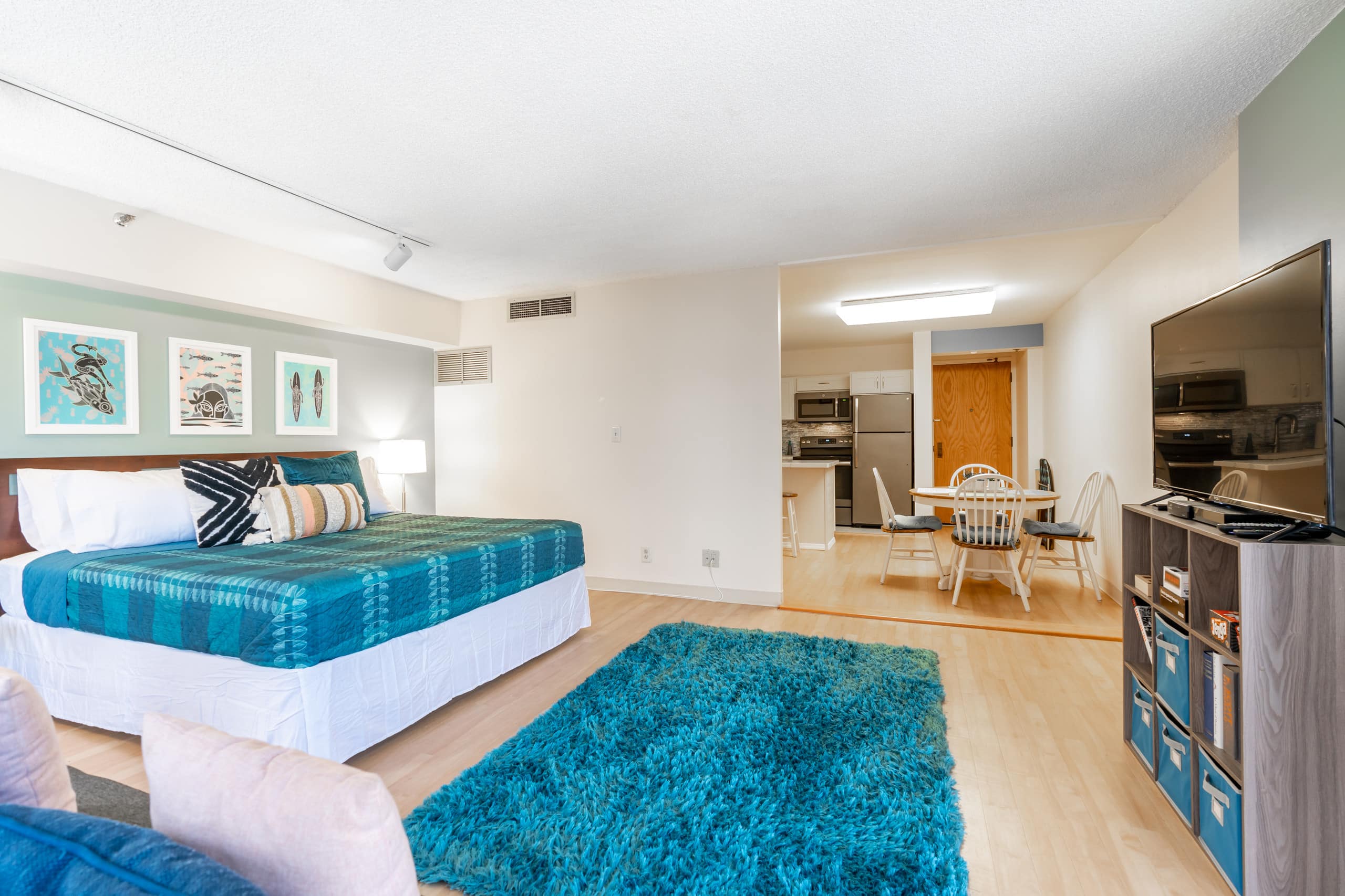 Condo in Honolulu · ★4.71 · 1 bedroom · 1 bed · 1 private bath - Image 11